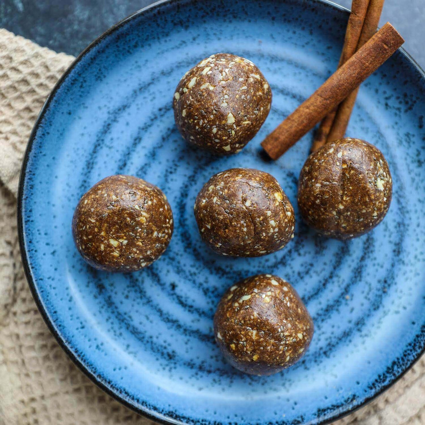 Cinnamon Roll Smash | Pantry